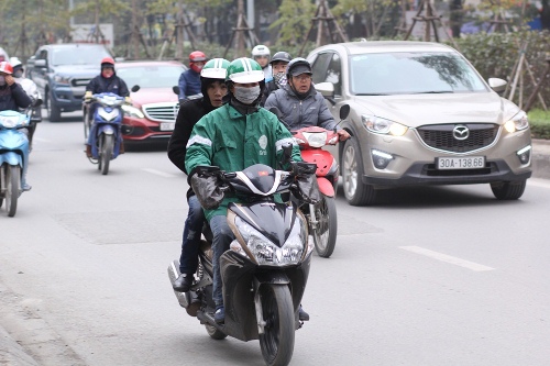 Hà Nội lạnh cắt da cắt thịt, những khung hình ghi lúc 4h sáng